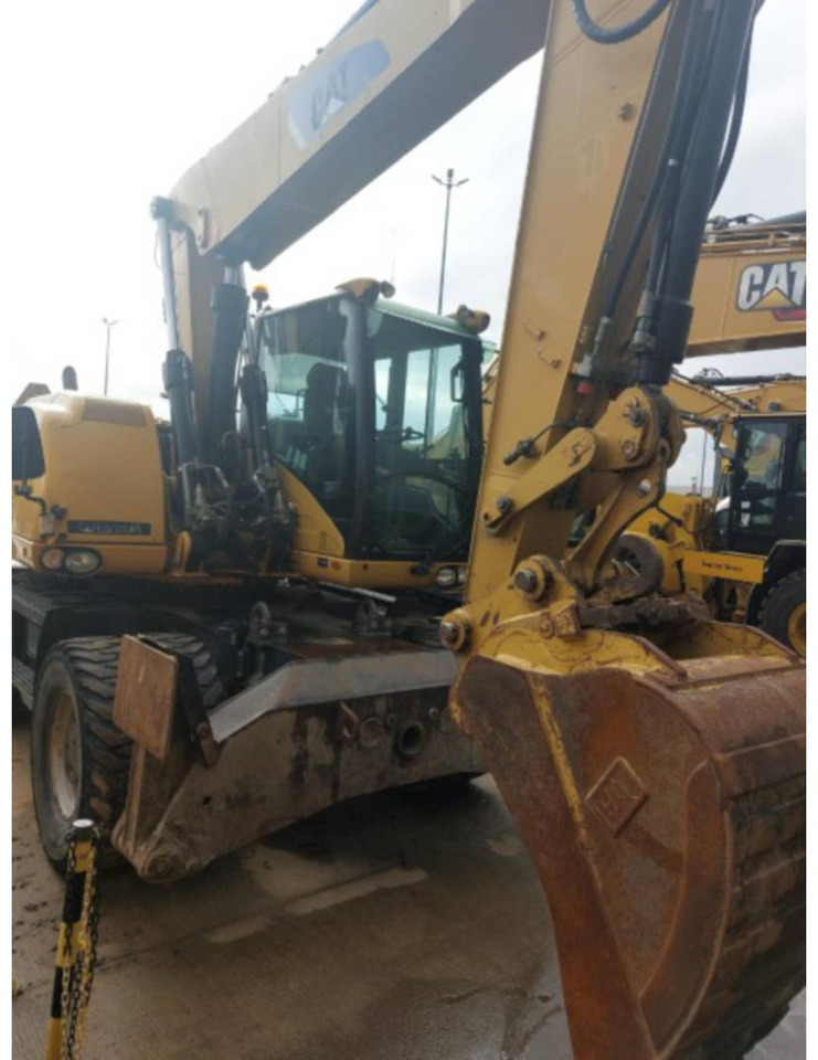 CAT M315D - Bager na kolesih: slika 2 CAT M315D - Bager na kolesih: slika 2