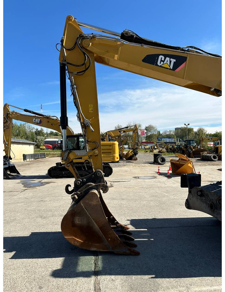 Kolesni nakladalec CAT M318F: slika 16