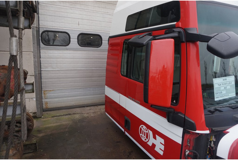 MAN F99L41 TGX XXL EURO6 81.60000-7925 - Kabina in notranjost za Tovornjak: slika 3 MAN F99L41 TGX XXL EURO6 81.60000-7925 - Kabina in notranjost za Tovornjak: slika 3