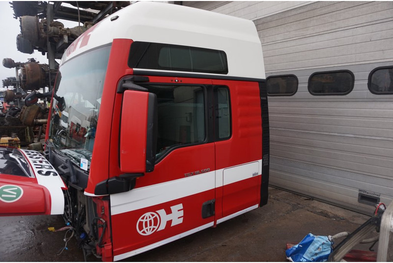 MAN F99L41 TGX XXL EURO6 81.60000-7925 - Kabina in notranjost za Tovornjak: slika 2 MAN F99L41 TGX XXL EURO6 81.60000-7925 - Kabina in notranjost za Tovornjak: slika 2