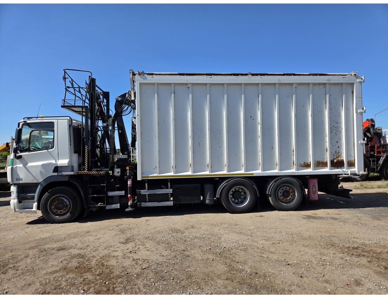 Tovornjak prekucnik, Tovornjak z dvigalom DAF CF85.410 6x2 steering axle lenk Tipper Crane HIAB J1320Z: slika 11