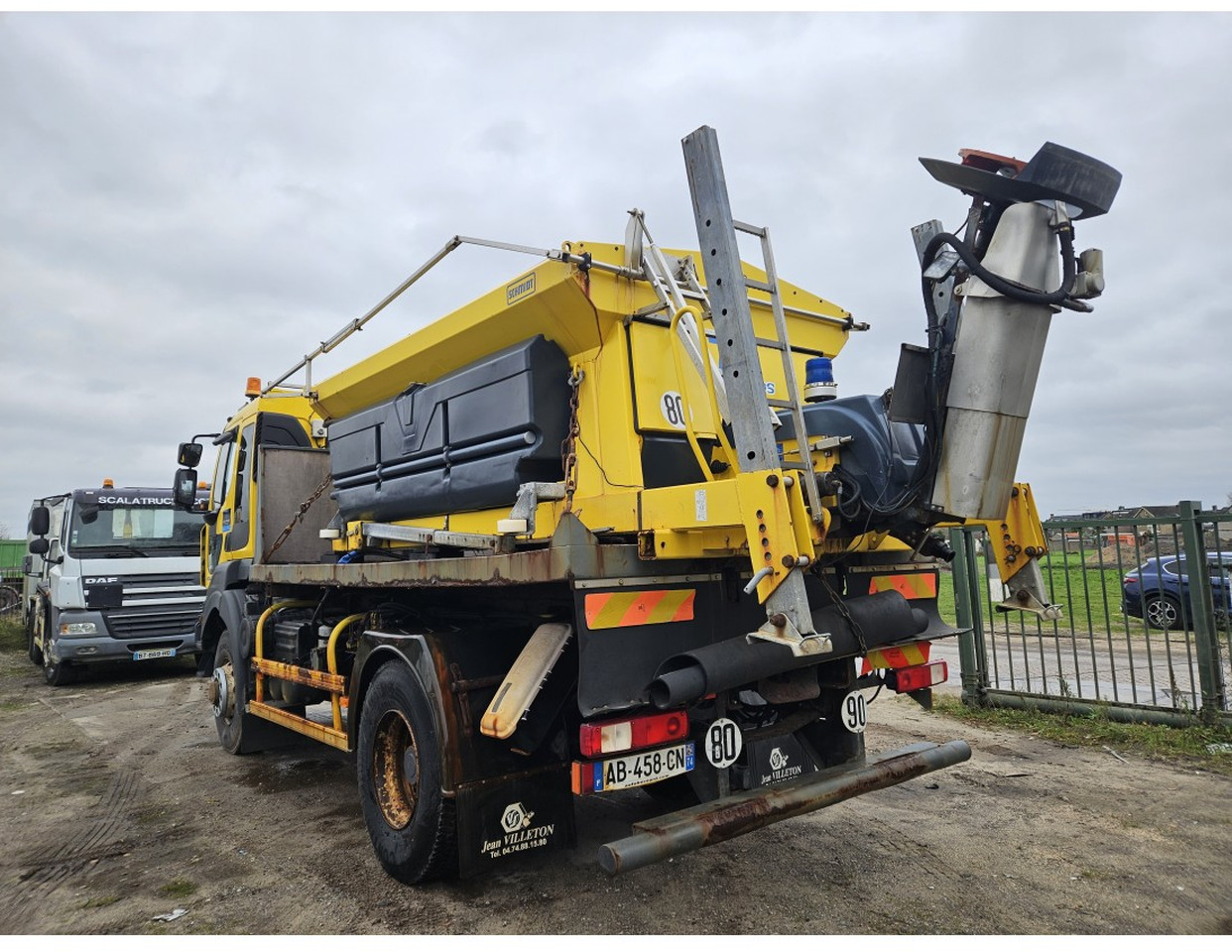 Renault Kerax 450 4x4 Salt spreader Gritter - Tovornjak prekucnik: slika 2 Renault Kerax 450 4x4 Salt spreader Gritter - Tovornjak prekucnik: slika 2
