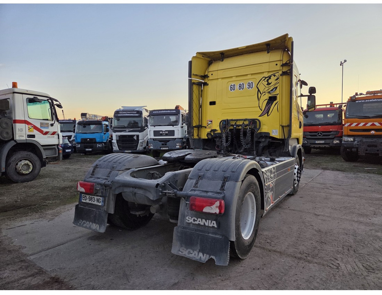 SCANIA R450 TRACTOR UNIT RETARDER STATIONARY AIR CONDITIONING HYDRAULIC Highline CR19 - Vlačilec: slika 4 SCANIA R450 TRACTOR UNIT RETARDER STATIONARY AIR CONDITIONING HYDRAULIC Highline CR19 - Vlačilec: slika 4