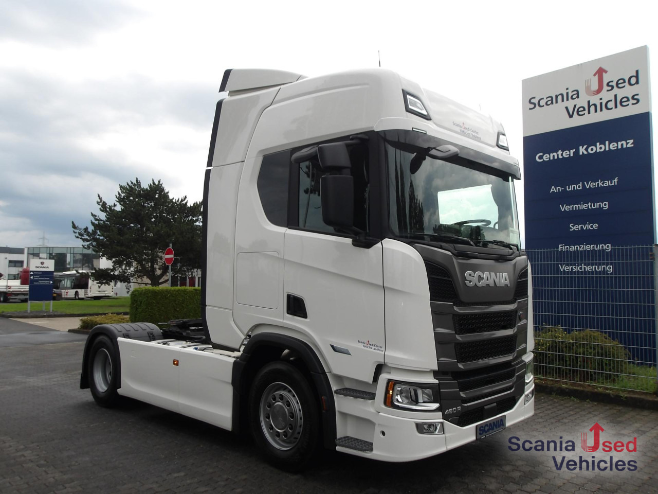 SCANIA R 460 NA - HIGHLINE - 2x TANKs - ACC - Vlačilec: slika 1 SCANIA R 460 NA - HIGHLINE - 2x TANKs - ACC - Vlačilec: slika 1
