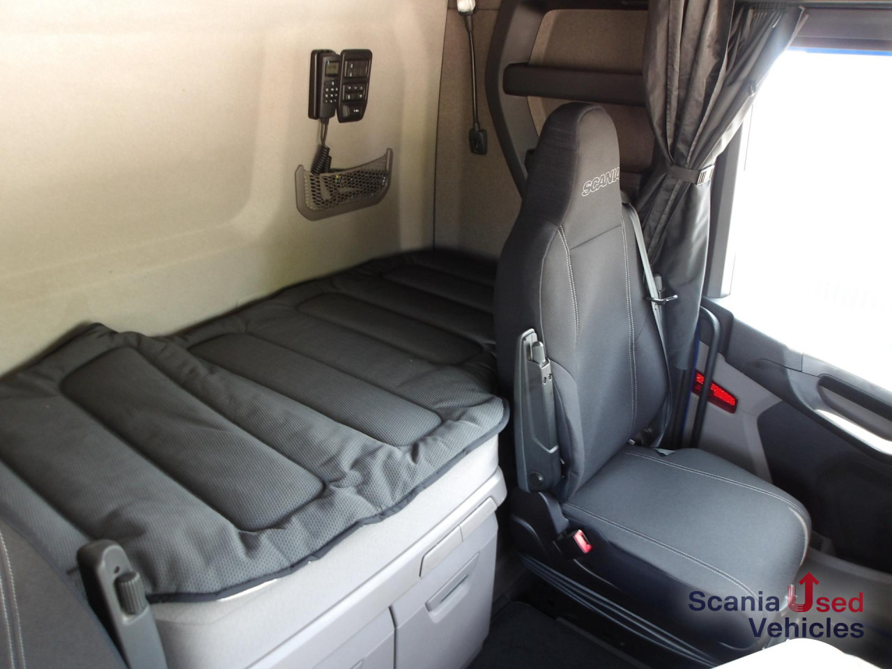 SCANIA S 520 NB - V8 - FULL AIR - HIGHLINE - ONLY SCR - - Vlačilec: slika 2 SCANIA S 520 NB - V8 - FULL AIR - HIGHLINE - ONLY SCR - - Vlačilec: slika 2