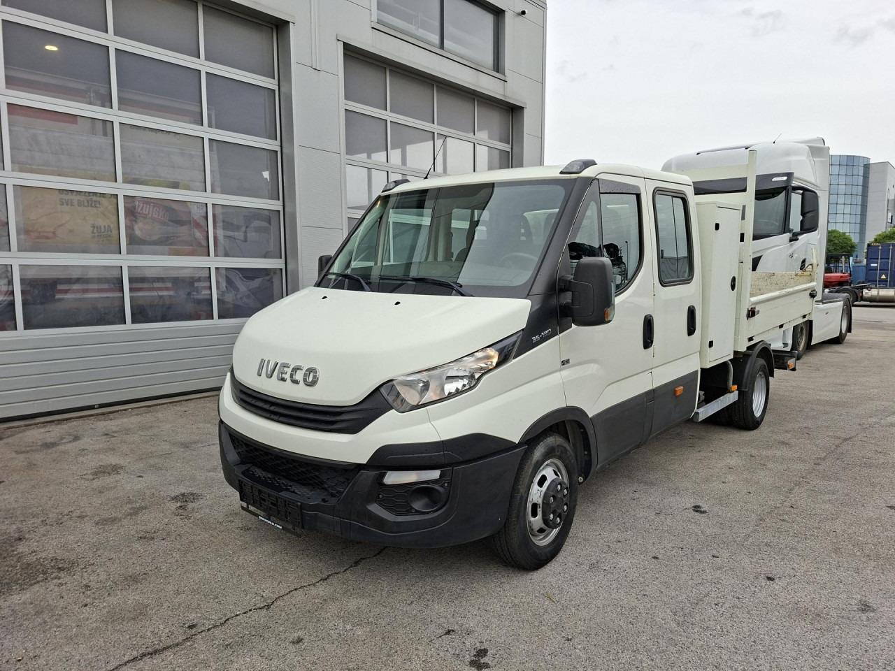 IVECO Daily 35C12D - Dostavno vozilo prekucnik, Dostavno vozilo z dvojno kabino: slika 1 IVECO Daily 35C12D - Dostavno vozilo prekucnik, Dostavno vozilo z dvojno kabino: slika 1