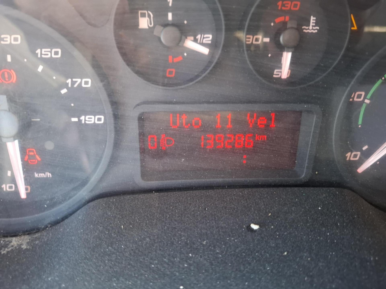 IVECO Daily 35S13 lizing IVECO Daily 35S13: slika 7 IVECO Daily 35S13 lizing IVECO Daily 35S13: slika 7