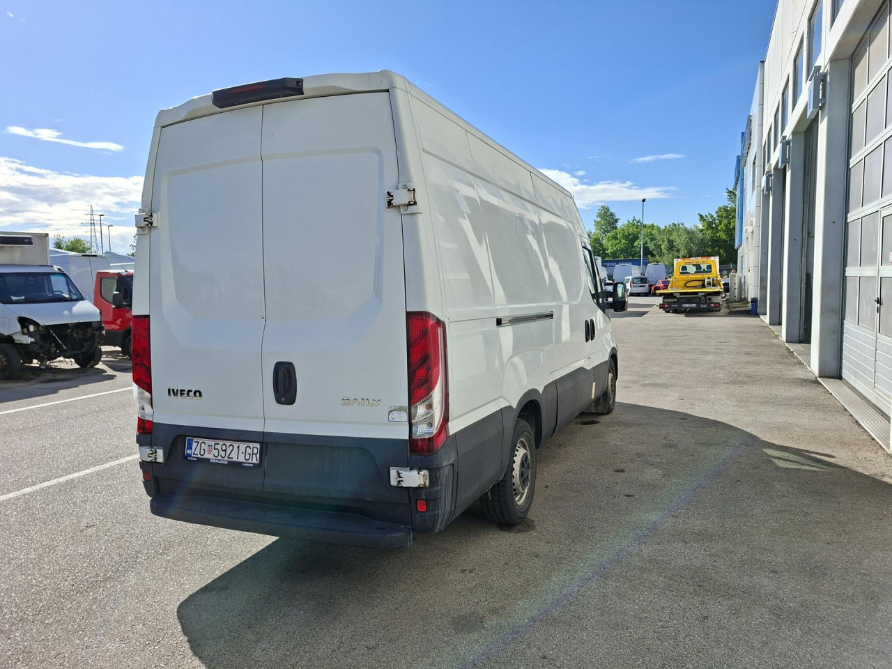 IVECO Daily 35S14V - Hladilno vozilo: slika 3 IVECO Daily 35S14V - Hladilno vozilo: slika 3