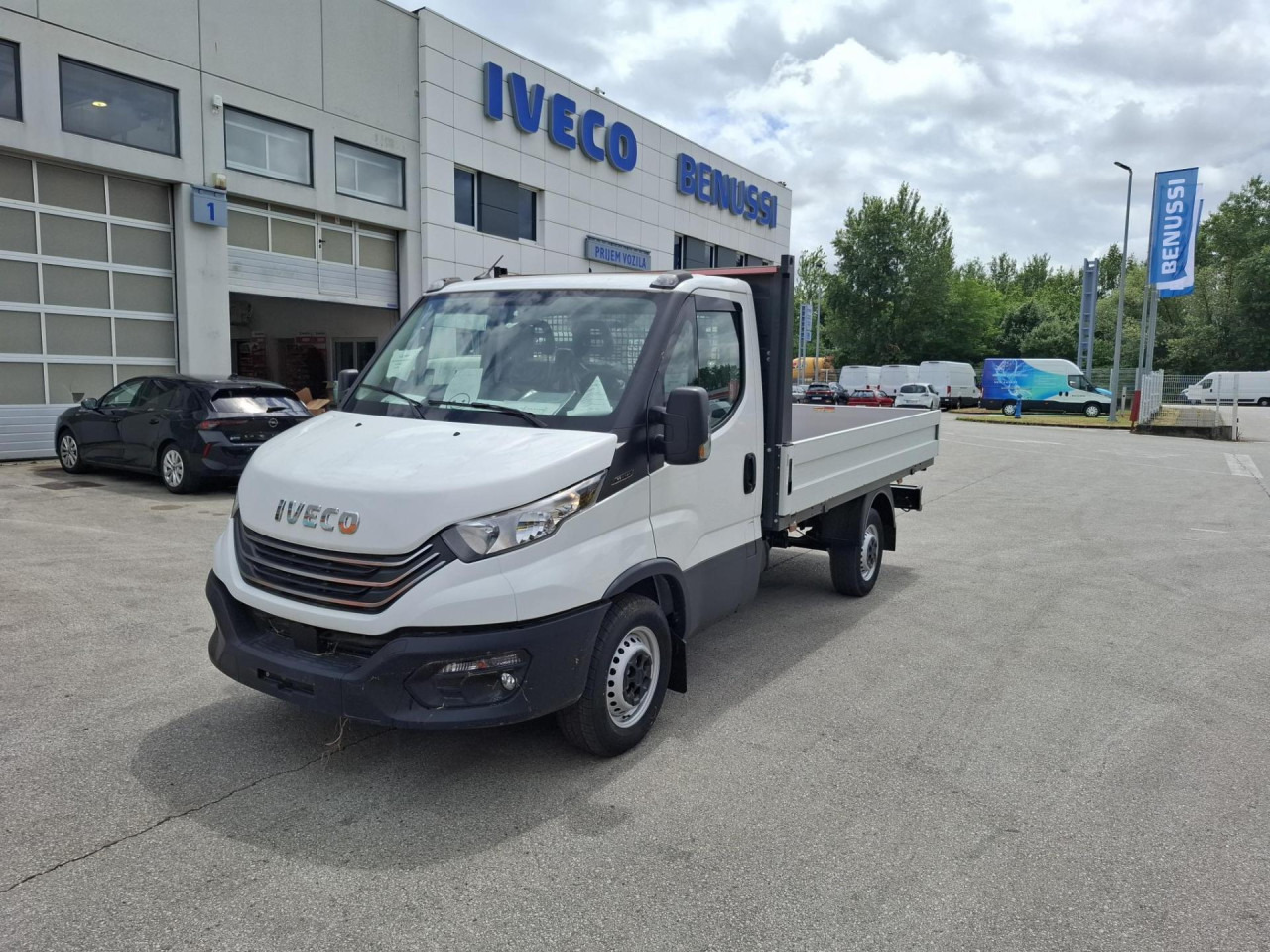 IVECO Daily 35S16 - Furgon: slika 1 IVECO Daily 35S16 - Furgon: slika 1