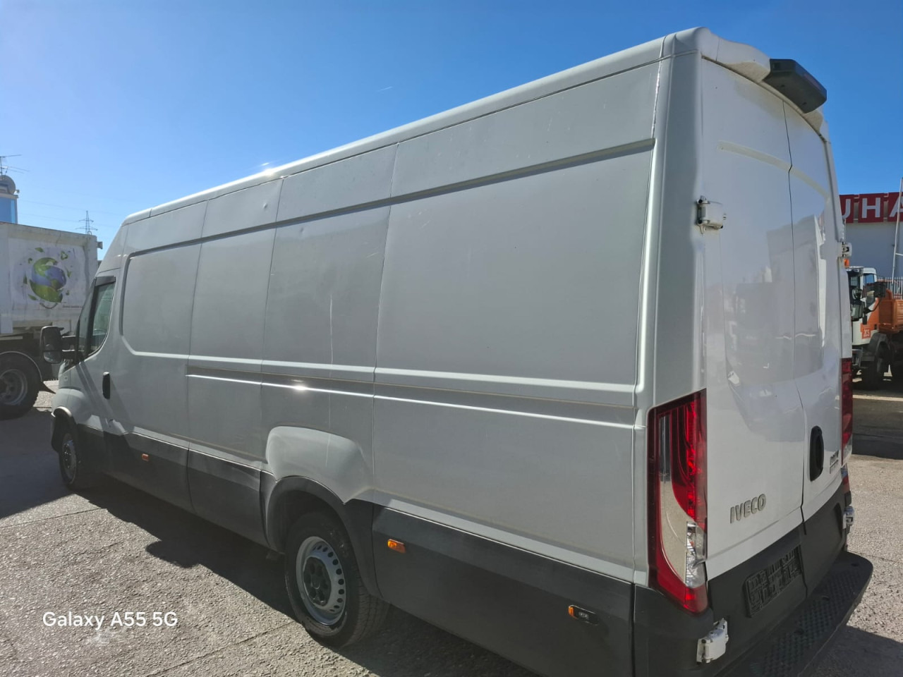 IVECO Daily 35S16V A8 - Potniški kombi: slika 3 IVECO Daily 35S16V A8 - Potniški kombi: slika 3
