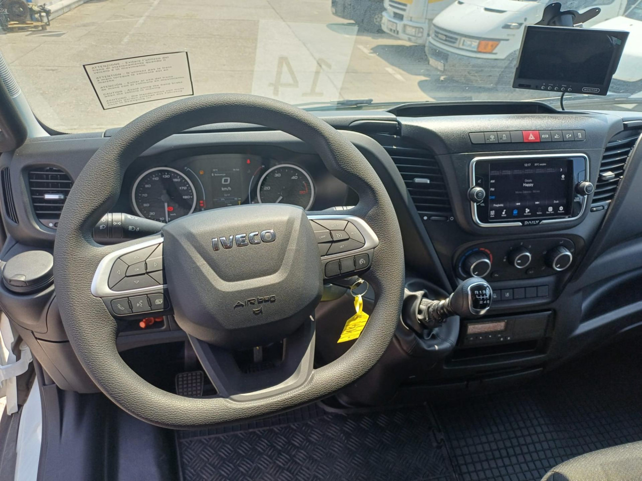 IVECO Daily 70C18H - Dostavno vozilo s ponjavo: slika 3 IVECO Daily 70C18H - Dostavno vozilo s ponjavo: slika 3
