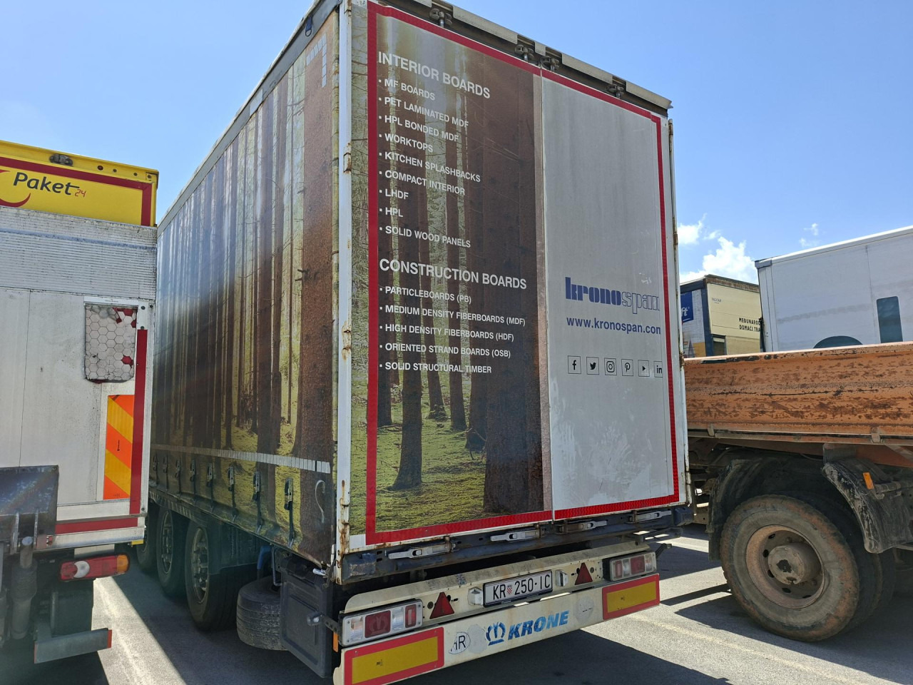 KRONE Profi Liner - Polprikolica s ponjavo: slika 2 KRONE Profi Liner - Polprikolica s ponjavo: slika 2