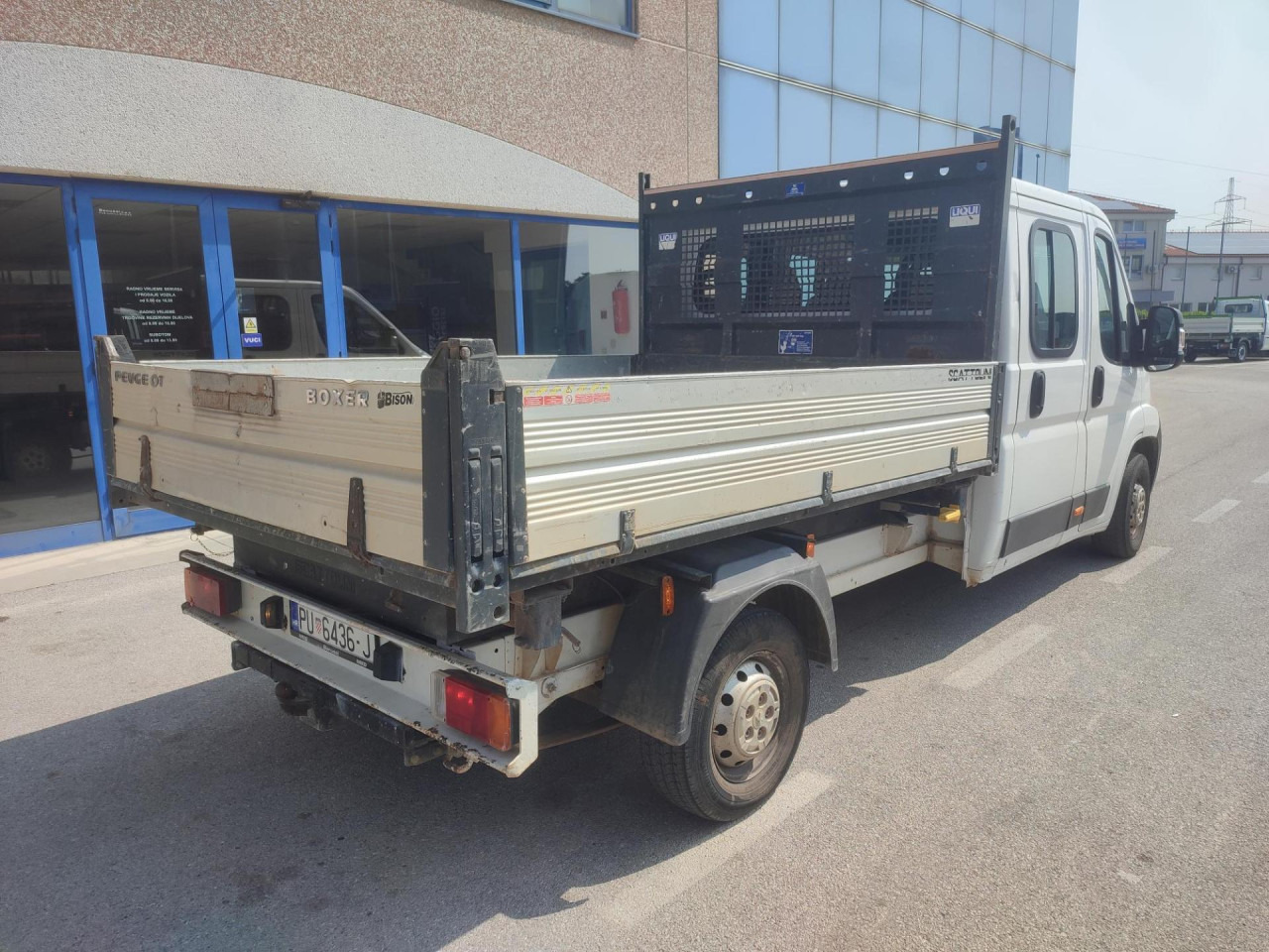 PEUGEOT Boxer 2.2 HDI - Dostavno vozilo prekucnik, Dostavno vozilo z dvojno kabino: slika 4 PEUGEOT Boxer 2.2 HDI - Dostavno vozilo prekucnik, Dostavno vozilo z dvojno kabino: slika 4