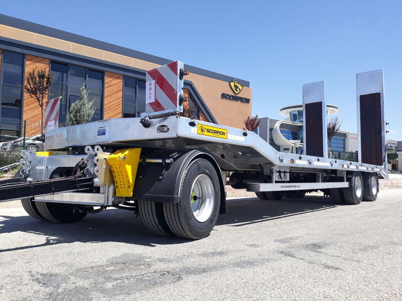 Scorpion Trailer 2024 SCORPION TRAILER NEW 3 AXLE (MANUFACTURER COMPANY) - Nizko noseča polprikolica: slika 2 Scorpion Trailer 2024 SCORPION TRAILER NEW 3 AXLE (MANUFACTURER COMPANY) - Nizko noseča polprikolica: slika 2