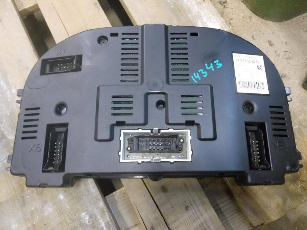 MAN TGS mätarhus, 81272026288 - Električni sistem za Tovornjak: slika 2 MAN TGS mätarhus, 81272026288 - Električni sistem za Tovornjak: slika 2