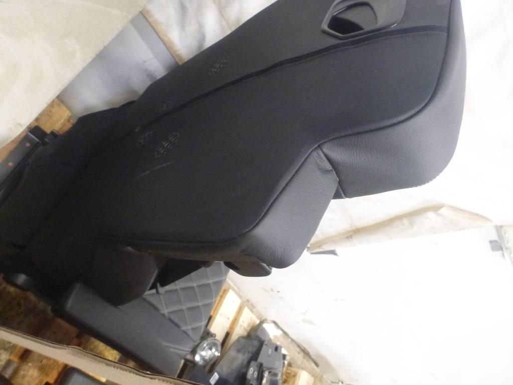 Mercedes-Benz Actros  - Kabina za Tovornjak: slika 4 Mercedes-Benz Actros  - Kabina za Tovornjak: slika 4