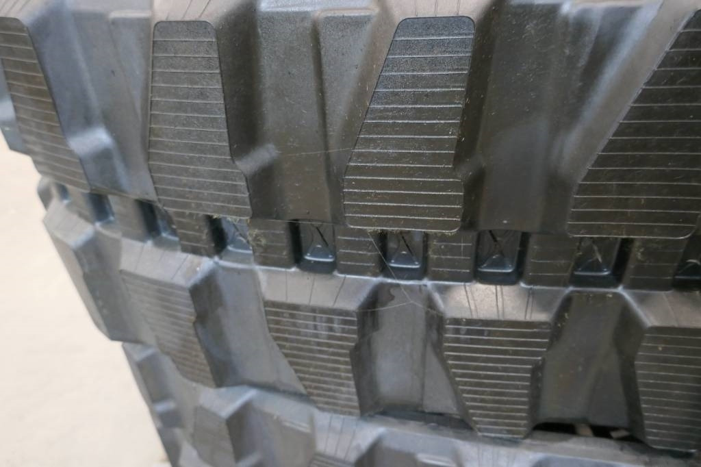 Rubber Tracks, 400x72,5x74W - Gosenica za Gradbeni stroj: slika 5 Rubber Tracks, 400x72,5x74W - Gosenica za Gradbeni stroj: slika 5