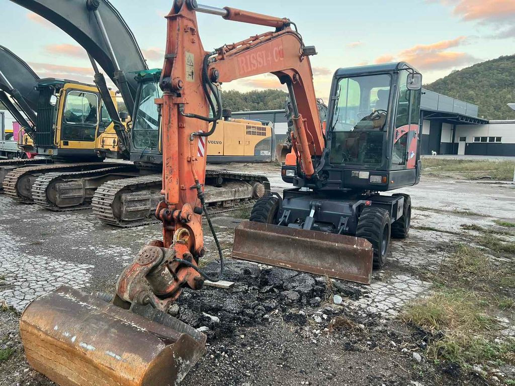 Doosan S55W-V Plus, 4800hours - Bager na kolesih: slika 1 Doosan S55W-V Plus, 4800hours - Bager na kolesih: slika 1