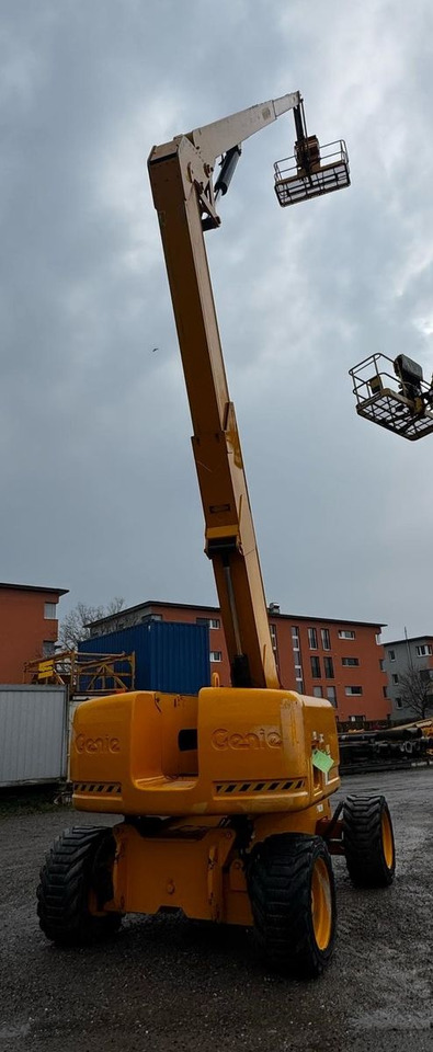 Genie Z-80/60, 24.4meter height - Dvižna ploščad montirana na tovornjak: slika 1 Genie Z-80/60, 24.4meter height - Dvižna ploščad montirana na tovornjak: slika 1