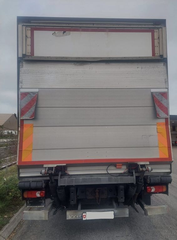 Iveco 140 E25 Eurocargo, E5, Carrier Supra 850 Iveco 140E25 Eurocargo, E5, Carrier Supra 850 - Tovornjak hladilnik: slika 4 Iveco 140 E25 Eurocargo, E5, Carrier Supra 850 Iveco 140E25 Eurocargo, E5, Carrier Supra 850 - Tovornjak hladilnik: slika 4