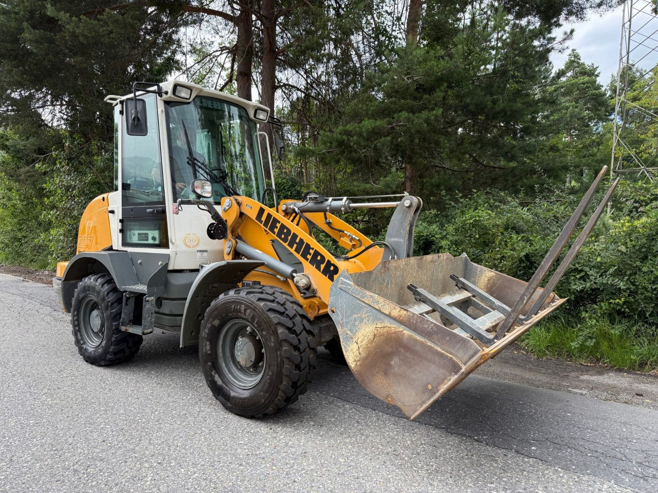 Liebherr L507, Gabel+Schaufel, ONLY 850hours - Kolesni nakladalec: slika 1 Liebherr L507, Gabel+Schaufel, ONLY 850hours - Kolesni nakladalec: slika 1