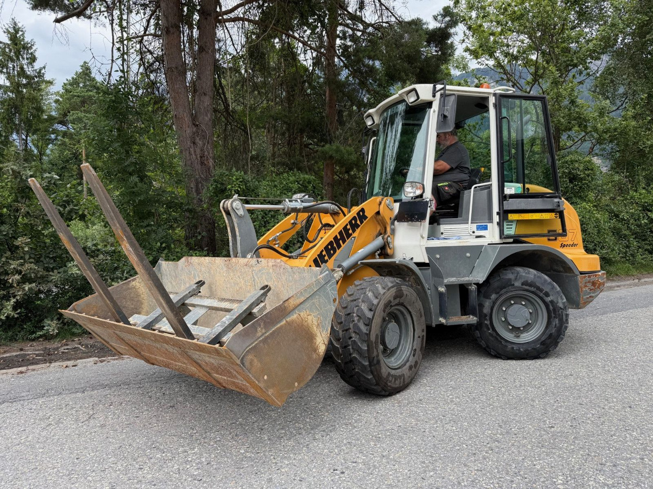 Liebherr L507, Gabel+Schaufel, ONLY 850hours - Kolesni nakladalec: slika 4 Liebherr L507, Gabel+Schaufel, ONLY 850hours - Kolesni nakladalec: slika 4