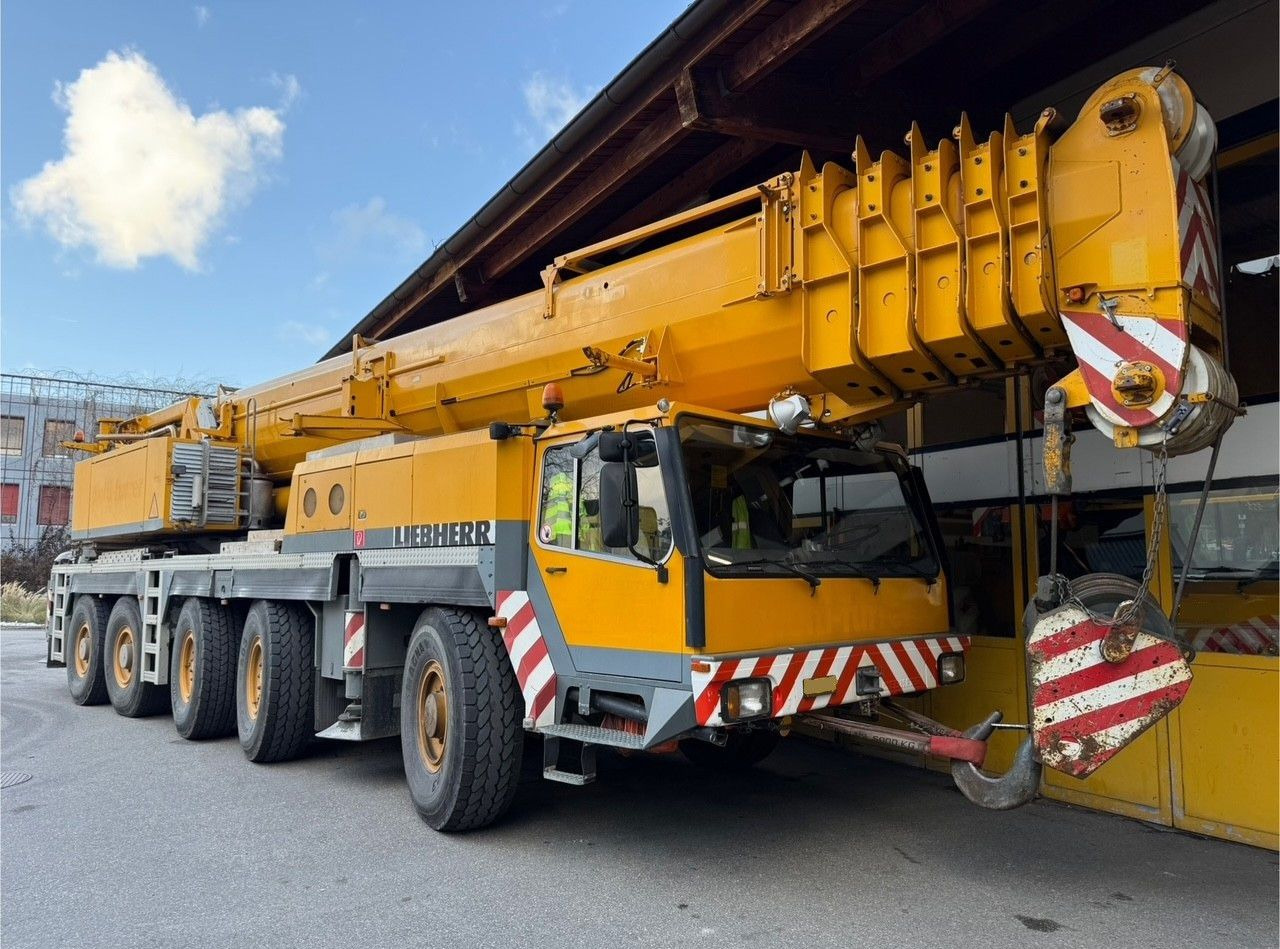 Liebherr LTM 1160/2 UTM655 10x6, FLYJIB, SWISS - Tovornjak z dvigalom: slika 1 Liebherr LTM 1160/2 UTM655 10x6, FLYJIB, SWISS - Tovornjak z dvigalom: slika 1