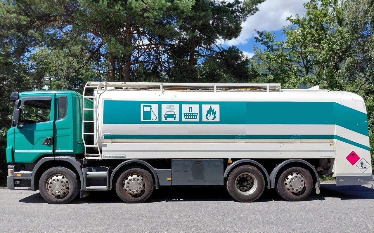 Scania G440 8x2, E5, Schwingenschloegel, 2 Kammern, ADR - Tovornjak cisterna: slika 4 Scania G440 8x2, E5, Schwingenschloegel, 2 Kammern, ADR - Tovornjak cisterna: slika 4