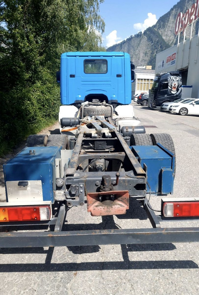 Scania R124LB 420 4x2, Euro 3 - Tovornjak-šasija: slika 5 Scania R124LB 420 4x2, Euro 3 - Tovornjak-šasija: slika 5