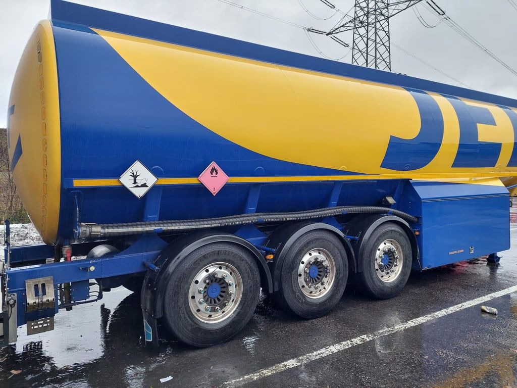 Schwarzmüller Schwingenschlögel,ADR,Diesel/Benzin, 5 Kammern - Polprikolica cisterna: slika 3 Schwarzmüller Schwingenschlögel,ADR,Diesel/Benzin, 5 Kammern - Polprikolica cisterna: slika 3