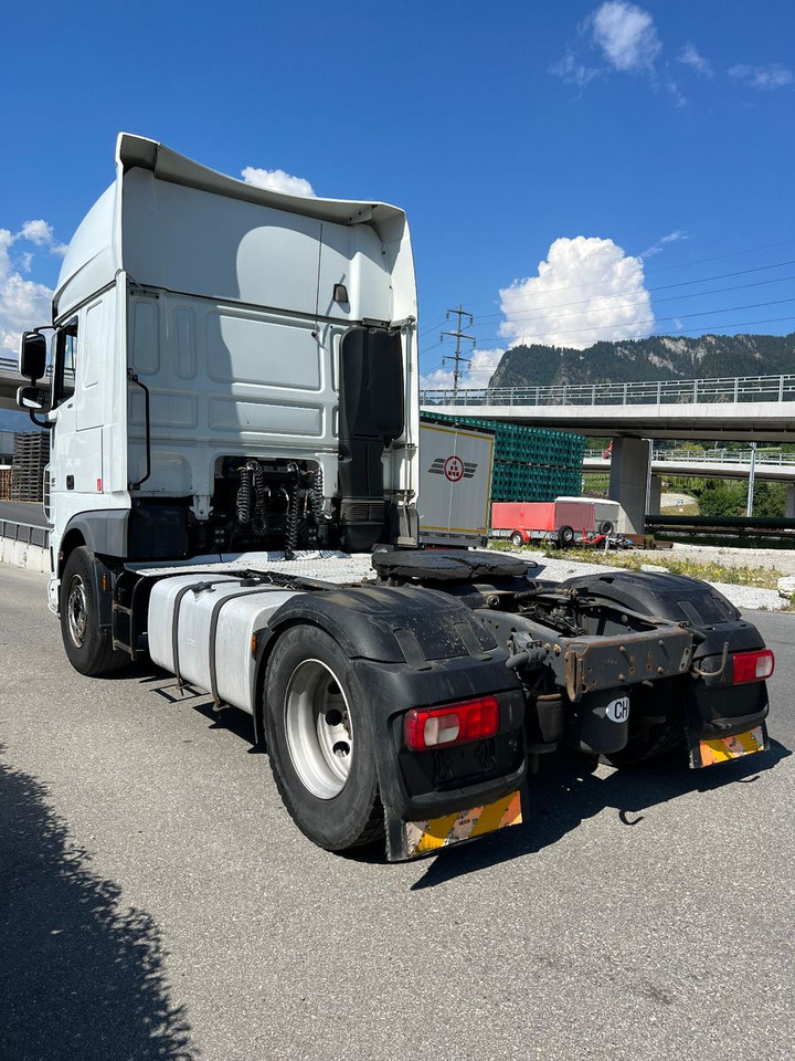 DAF FT XF 460 4x2, E6, PTO, 2x - Vlačilec: slika 4 DAF FT XF 460 4x2, E6, PTO, 2x - Vlačilec: slika 4