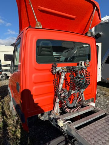 Iveco 50C18 Daily 4x2, E4, ONLY 79600km - Vlačilec: slika 3 Iveco 50C18 Daily 4x2, E4, ONLY 79600km - Vlačilec: slika 3