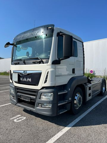 MAN TGS 18.460 4x2, Euro 6, ADR MAN TGS 18.460 4x2, Euro 6, ADR - Vlačilec: slika 2 MAN TGS 18.460 4x2, Euro 6, ADR MAN TGS 18.460 4x2, Euro 6, ADR - Vlačilec: slika 2