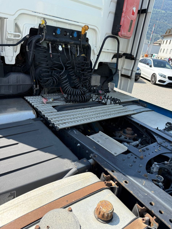 MAN TGX 18.680 V8 4x2, Euro 5,Retarder,Kipphydraulik - Vlačilec: slika 5 MAN TGX 18.680 V8 4x2, Euro 5,Retarder,Kipphydraulik - Vlačilec: slika 5
