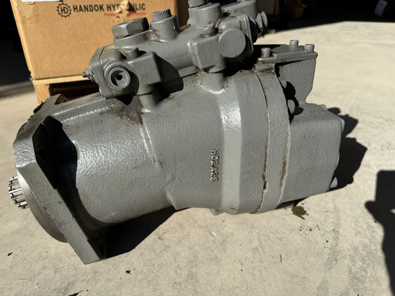 Handok HPV145H - Hidravlična črpalka za Bager goseničar: slika 1 Handok HPV145H - Hidravlična črpalka za Bager goseničar: slika 1