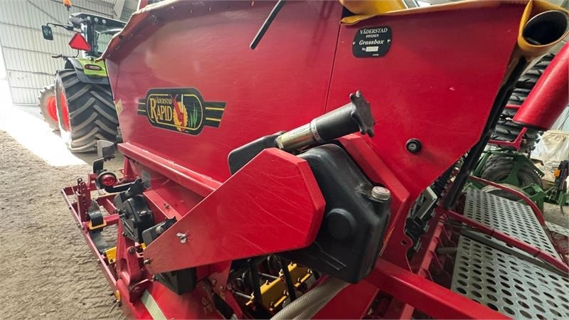 Vaderstad Rapid 400C Rapid 400 C - Sejalni kombajn: slika 4 Vaderstad Rapid 400C Rapid 400 C - Sejalni kombajn: slika 4