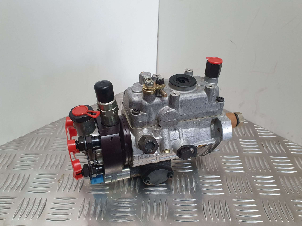 Delphi 9322A160G injection pump. - Motor in deli za Gradbeni stroj: slika 1 Delphi 9322A160G injection pump. - Motor in deli za Gradbeni stroj: slika 1