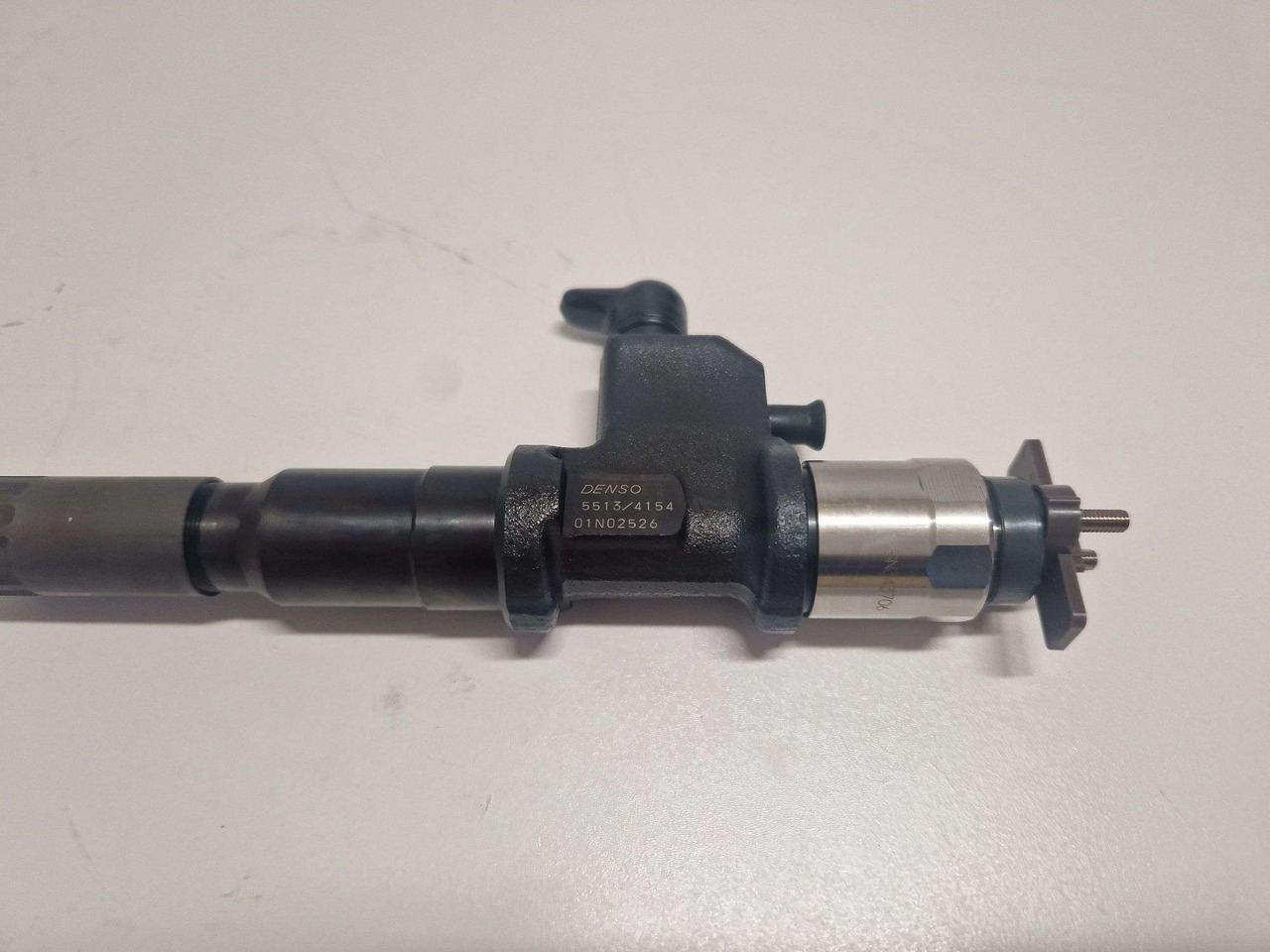 Isuzu 8976034154 Fuel Injector Denso 5513/4154 - Motor in deli za Gradbeni stroj: slika 2 Isuzu 8976034154 Fuel Injector Denso 5513/4154 - Motor in deli za Gradbeni stroj: slika 2