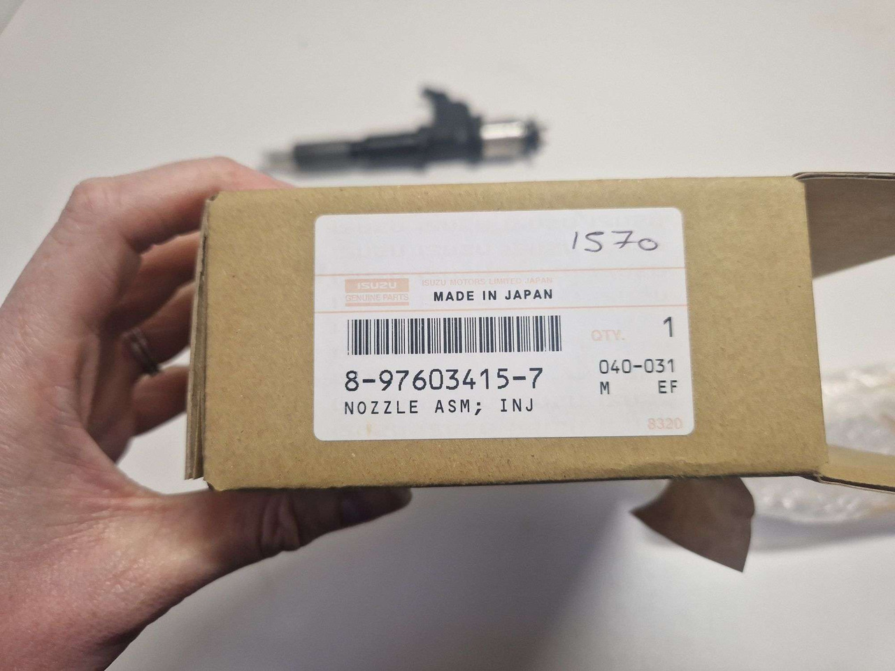 Isuzu 8976034157 Fuel Injector Denso 5516/4157 - Motor in deli za Gradbeni stroj: slika 3 Isuzu 8976034157 Fuel Injector Denso 5516/4157 - Motor in deli za Gradbeni stroj: slika 3