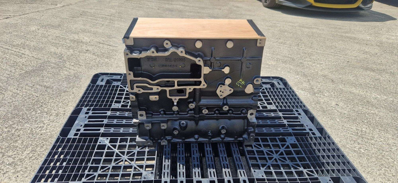 JCB 320/01606 Genuine block bedplate assembly T2 - Motor za Gradbeni stroj: slika 5 JCB 320/01606 Genuine block bedplate assembly T2 - Motor za Gradbeni stroj: slika 5