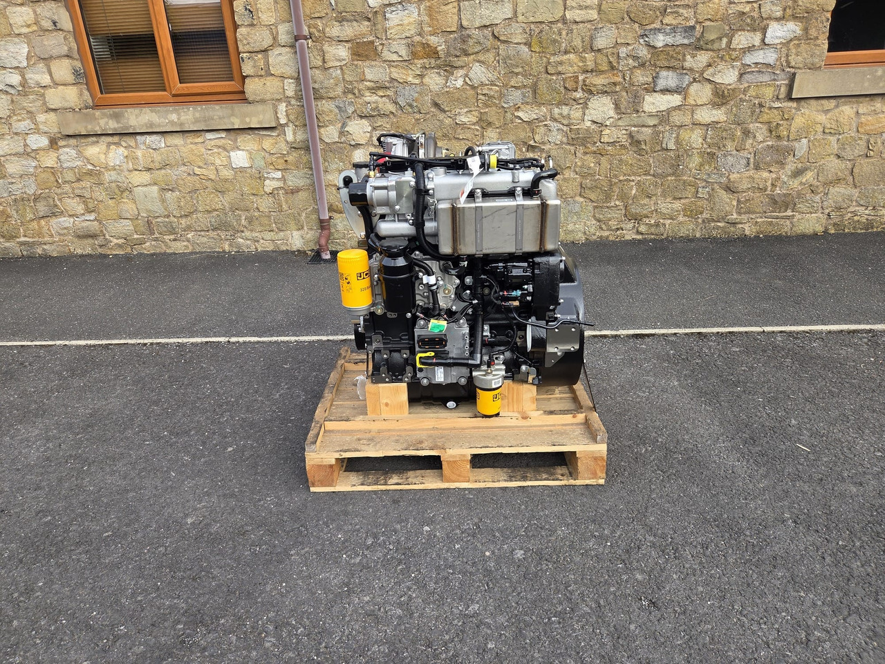 JCB 444 engine 81kw tier 4i unused 320/41612 - Motor za Gradbeni stroj: slika 1 JCB 444 engine 81kw tier 4i unused 320/41612 - Motor za Gradbeni stroj: slika 1