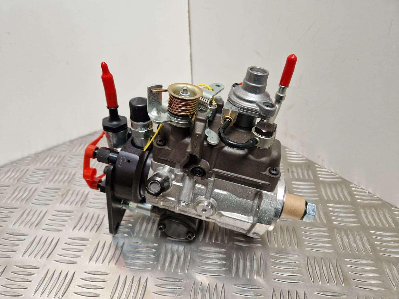 JCB Delphi injection pump 17/925300 - Motor in deli za Gradbeni stroj: slika 3 JCB Delphi injection pump 17/925300 - Motor in deli za Gradbeni stroj: slika 3