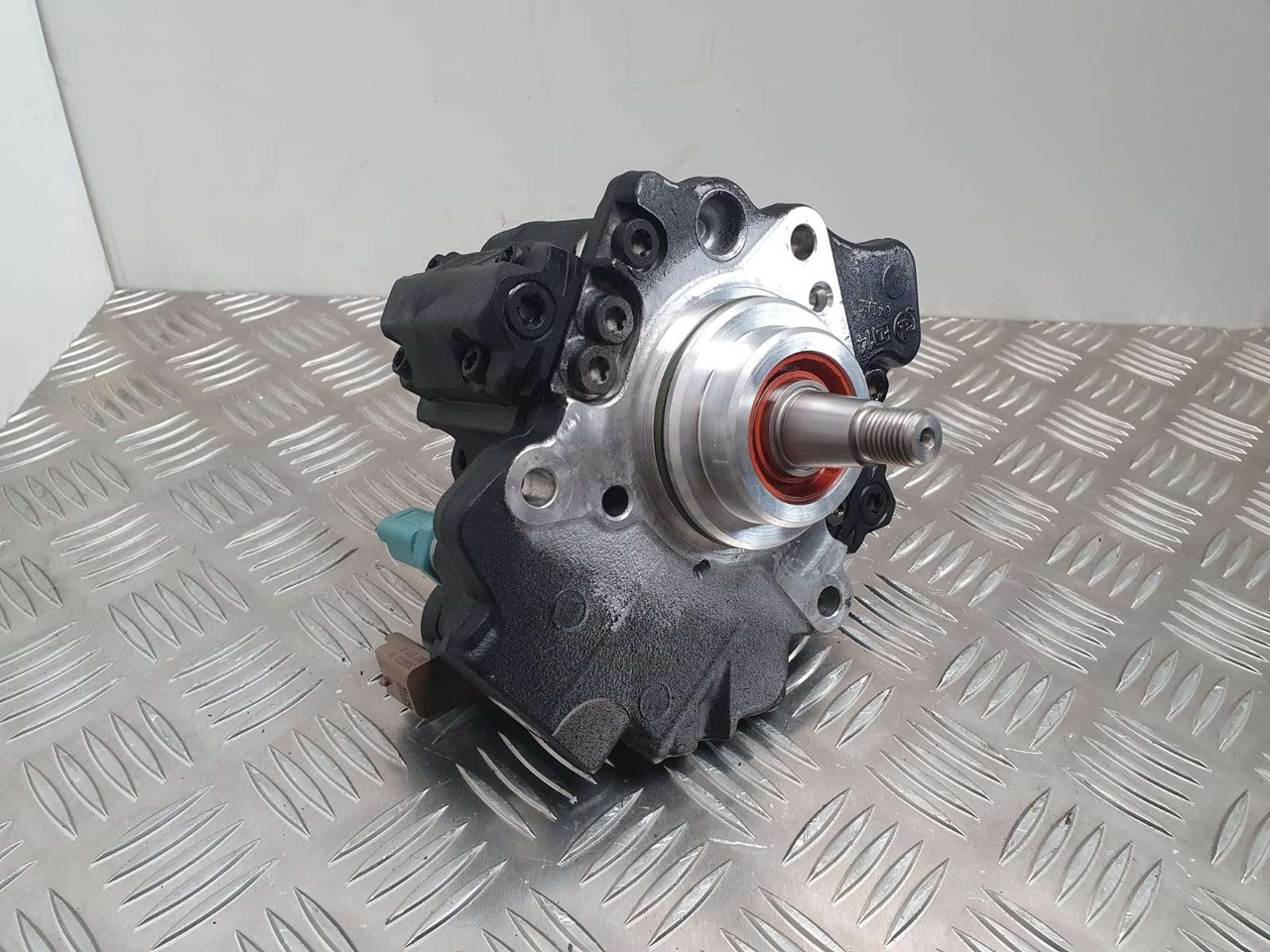 JCB Injection Pump 320/06825 Delphi 28313000 injection pump - Motor in deli za Gradbeni stroj: slika 2 JCB Injection Pump 320/06825 Delphi 28313000 injection pump - Motor in deli za Gradbeni stroj: slika 2