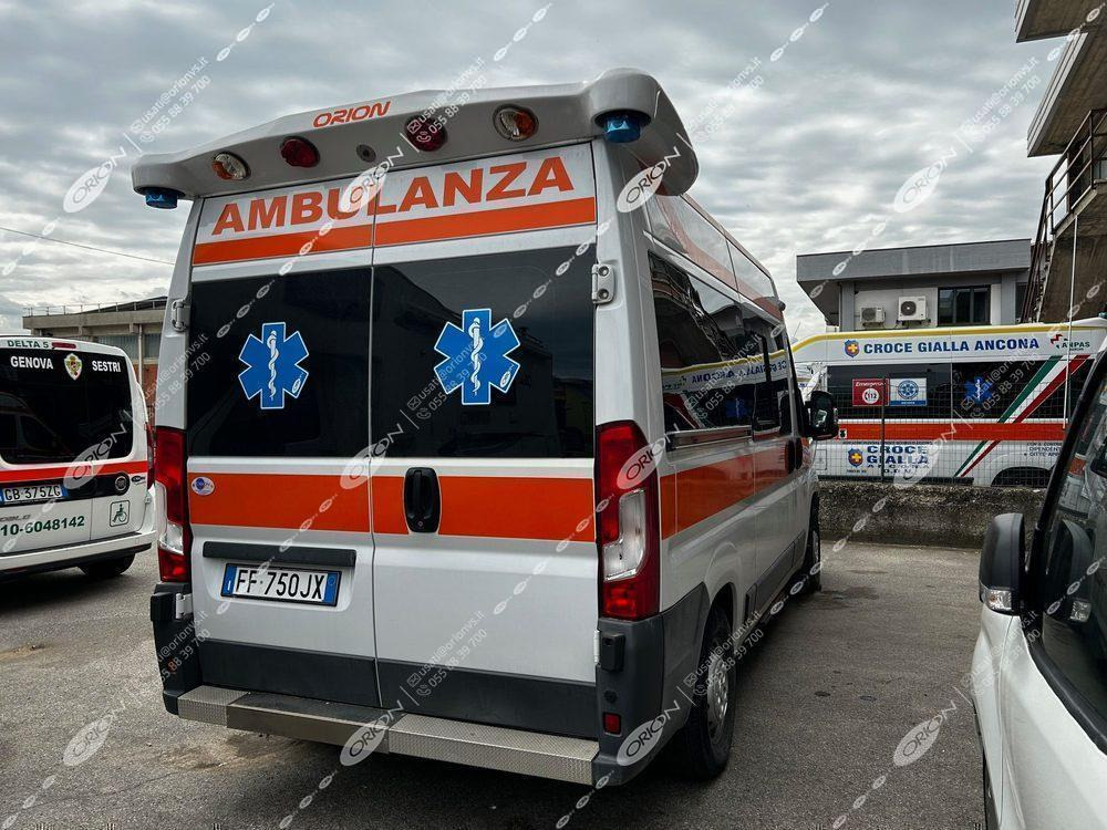 FIAT FIAT 290 DUCATO - Reševalno vozilo: slika 2 FIAT FIAT 290 DUCATO - Reševalno vozilo: slika 2