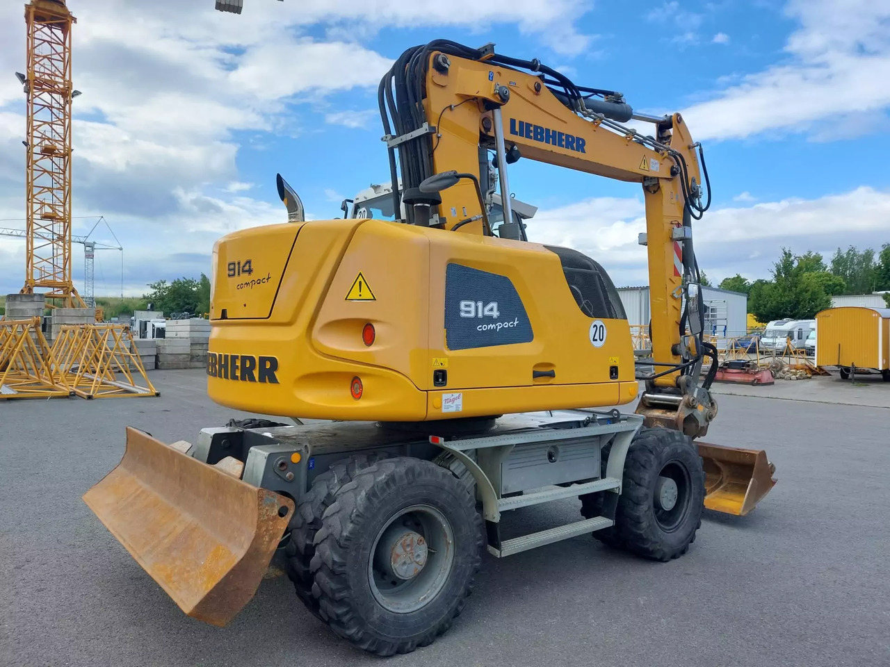 2015 Liebherr A 914 Compact - Bager na kolesih: slika 3 2015 Liebherr A 914 Compact - Bager na kolesih: slika 3