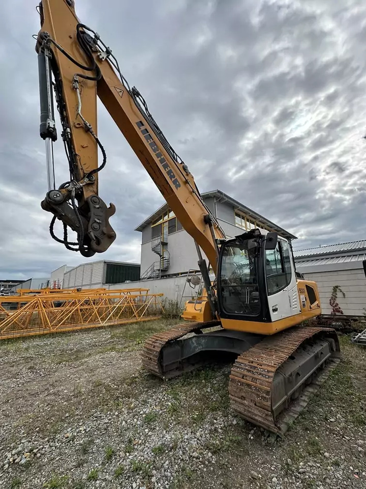 2015 Liebherr R 922 Litronic - Bager goseničar: slika 1 2015 Liebherr R 922 Litronic - Bager goseničar: slika 1