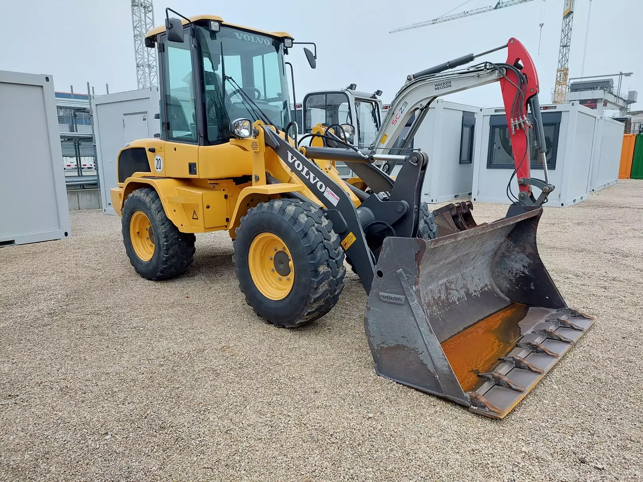 2016 Volvo L30G - Kolesni nakladalec: slika 2 2016 Volvo L30G - Kolesni nakladalec: slika 2
