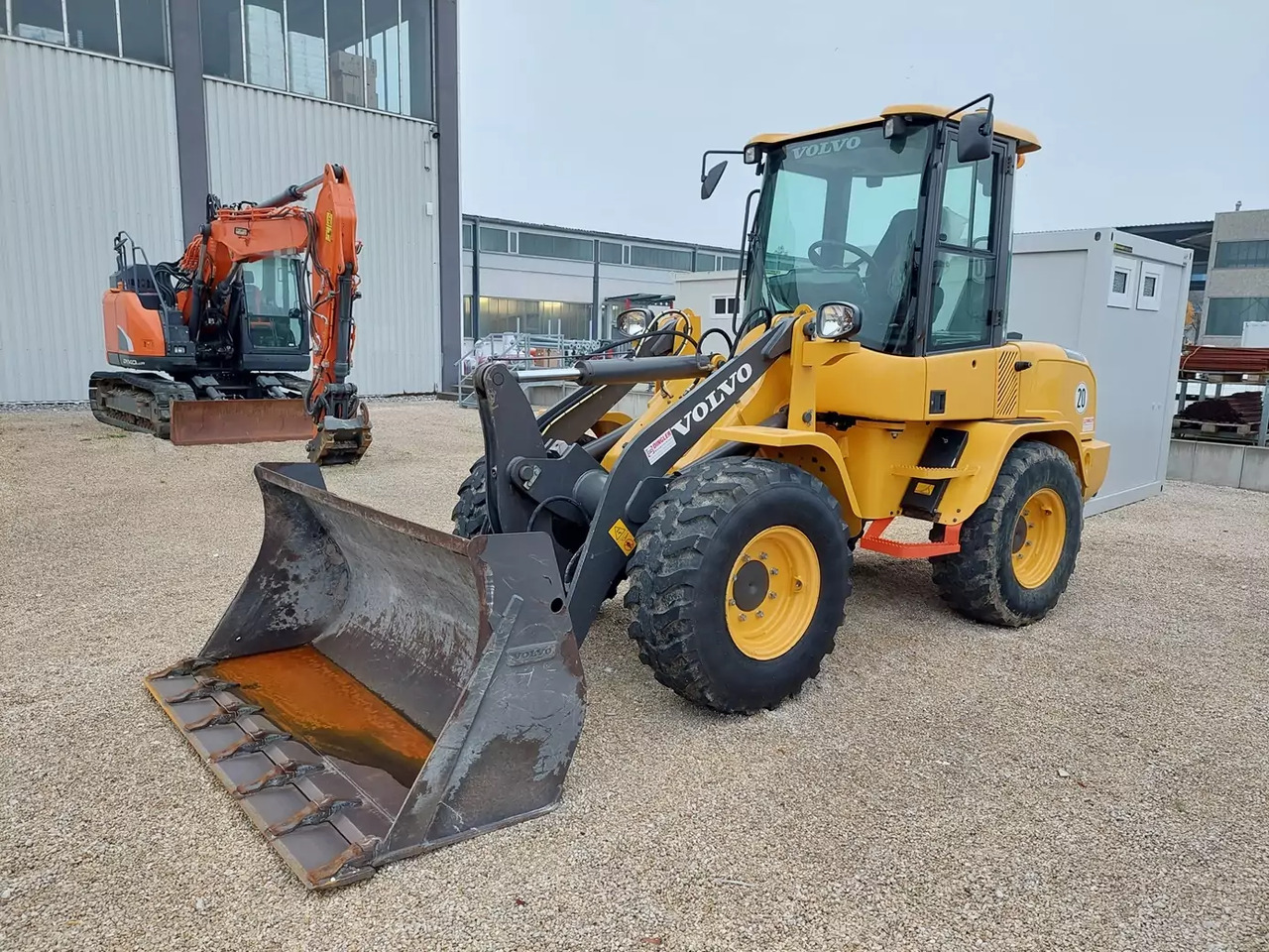 2016 Volvo L30G - Kolesni nakladalec: slika 1 2016 Volvo L30G - Kolesni nakladalec: slika 1