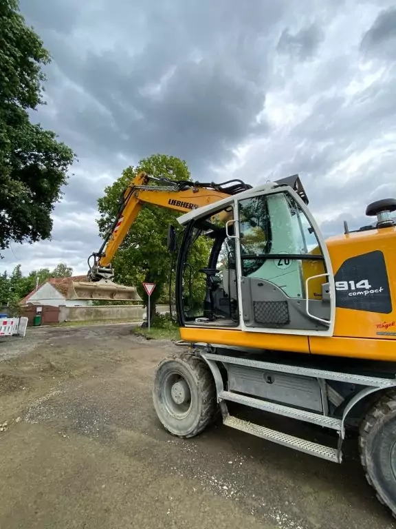 2019 Liebherr A 914 Compact - Bager na kolesih: slika 2 2019 Liebherr A 914 Compact - Bager na kolesih: slika 2