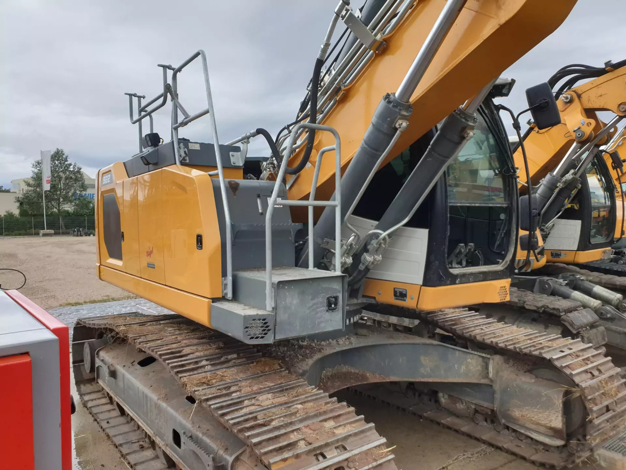 2023 Liebherr R 922 Litronic G8.0 D - Bager goseničar: slika 1 2023 Liebherr R 922 Litronic G8.0 D - Bager goseničar: slika 1